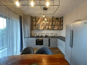 Apartament in vila cu panorama deosebita si garaj! - imagine 9 Apartament in vila cu panorama deosebita si garaj! - imagine 9