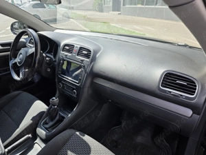 Volkswagen Golf 6 1.6 TDI  - imagine 4