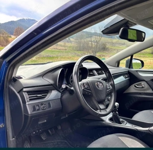 Toyota Avensis T27 2015 - imagine 3