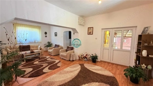 Vand casa cu 5 camere si teren 1040 mp in Toaca - imagine 7 Vand casa cu 5 camere si teren 1040 mp in Toaca - imagine 7