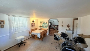 Vand casa cu 5 camere si teren 1040 mp in Toaca - imagine 15 Vand casa cu 5 camere si teren 1040 mp in Toaca - imagine 15