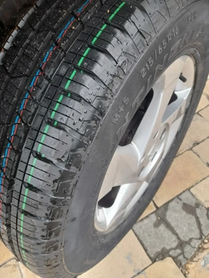 Duster Laureat 1.6 - 6Trepte - Tractiune 4x4 - imagine 9