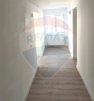 Apartament cu 2 camere de vânzare în zona Orasul de Jos - imagine 3