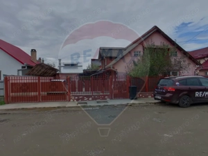 Casă / Vilă cu 16 camere de vânzare în zona Bobâlna - imagine 2