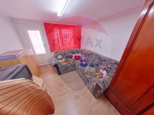 Casă / Vilă cu 16 camere de vânzare în zona Bobâlna - imagine 13