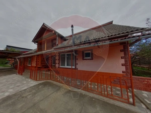 Casă / Vilă cu 16 camere de vânzare în zona Bobâlna - imagine 3