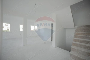 Casă nouă cu 3 Dormitoare, de Vânzare, zona Ioșia