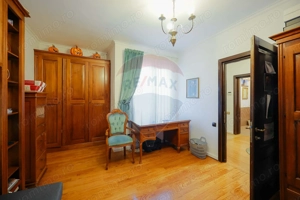 Vilă mediteraneană cu 5 camere, Dealuri Oradea - imagine 12