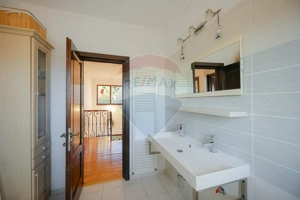 Vilă mediteraneană cu 5 camere, Dealuri Oradea - imagine 19