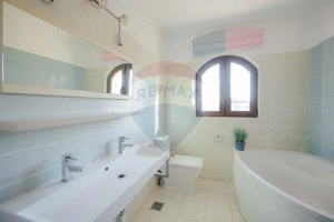 Vilă mediteraneană cu 5 camere, Dealuri Oradea - imagine 18