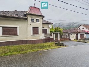 Casă cu 4 camere, în localitatea Gurahonț, Arad