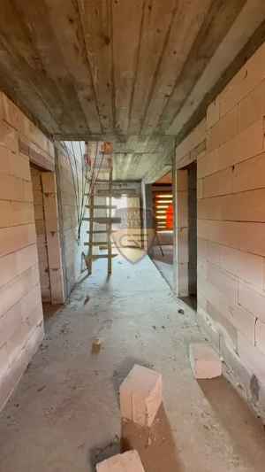 Casa 4 camere, P+M , Valul lui Traian, la gri teren 337 mp, garaj - imagine 19 Casa 4 camere, P+M , Valul lui Traian, la gri teren 337 mp, garaj - imagine 19