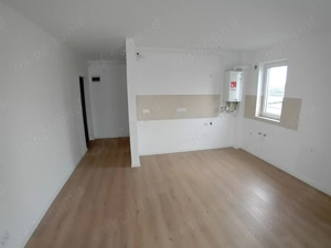 Garsoniera, bloc nou, parcare inclusa - imagine 5