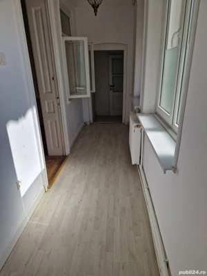 Încheliriez casa in Craiova ca spatiu comercial vis-a-vis de piata centrala  - imagine 4 Încheliriez casa in Craiova ca spatiu comercial vis-a-vis de piata centrala  - imagine 4