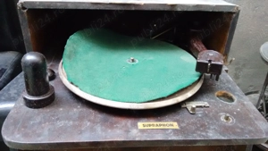 Pickup Patefon Gramofon Vintage Electric Cutie de Lemn Brat bachelita