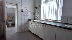 Spatiu industrial multifunctional – 400 mp utili - imagine 13