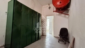 Spatiu industrial multifunctional – 400 mp utili - imagine 14