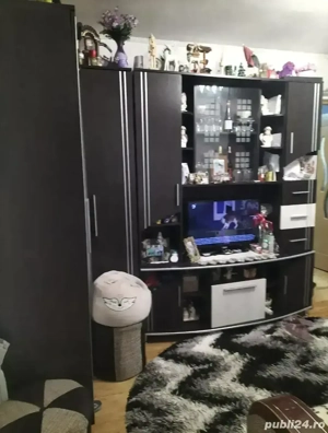 Vand apartament 2 camere la etajul2