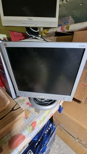 monitoare 15 inch