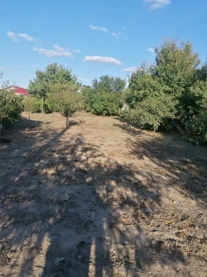 Casa de vazaare cu teren