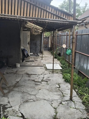 Casâ de vânzare în Iosia nord , la 15 de centrul orasului mers pe jos. - imagine 2