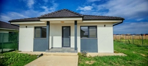 Casă cu 4 camere, 2 băi, 103mp utili, 500 mp teren, Sântandrei, Bihor