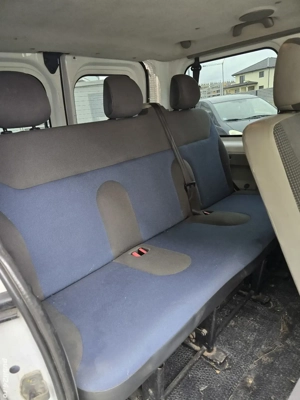 Opel Vivaro 1.9, 116 cp 8+1 locuri - imagine 5