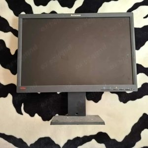 Monitor Lenovo ThinkVision L1951p   19    VGA & DVI
