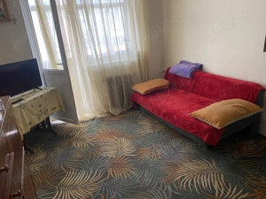 Vând apartament în bloc de caramida - imagine 2