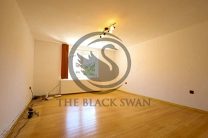 Apartament 2 Camere | Zona Centrală | Acces Privat și Parcare - imagine 2