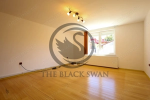 Apartament 2 Camere | Zona Centrală | Acces Privat și Parcare - imagine 3