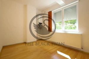 Apartament 2 Camere | Zona Centrală | Acces Privat și Parcare - imagine 12