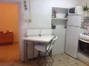 De vanzare apartament 3 camere zona Mitropolie strada Mircea Vasilescu