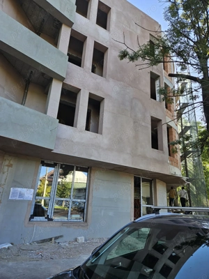 Vand sau Închiriez spațiu comercial in București bd.Ferdinand  intersecție cu Horei - imagine 2