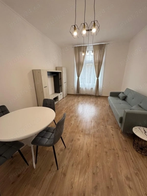 Vând Apartament 1 Camera Ultracentral zona Facultate,Piața Unirii 