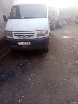 Renault mascot - imagine 2