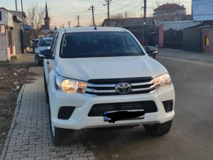 Vând Toyota Hilux 2017  , Motor 8900 km, stare f buna , accept schimb cu alta mai veche - imagine 5