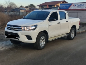 Vând Toyota Hilux 2017  , Motor 8900 km, stare f buna , accept schimb cu alta mai veche - imagine 9