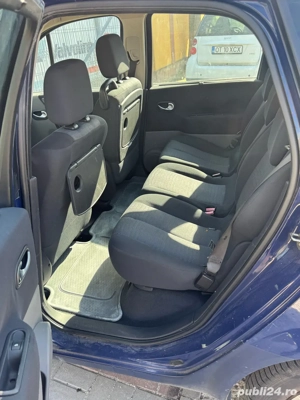 Renault Scenic - imagine 5