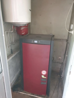 Proprietar vand casa in Herneacova - imagine 2