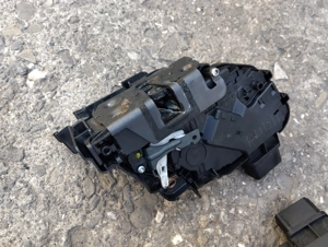 Broasca incuietoare usa stanga/dreapta FORD FOCUS CABRIO CC - imagine 3