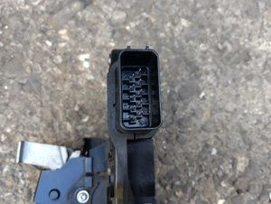 Broasca incuietoare usa stanga/dreapta FORD FOCUS CABRIO CC - imagine 5