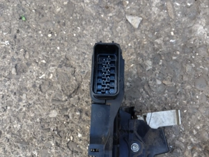 Broasca incuietoare usa stanga/dreapta FORD FOCUS CABRIO CC - imagine 6