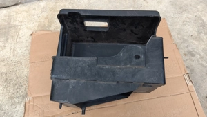 Carcasa suport capac baterie FORD FOCUS 1998-2004 benzina - imagine 2