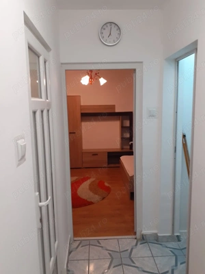 Închiriez garsonieră  - imagine 5