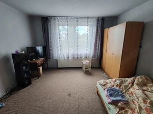 Apartament în casa la etaj 1