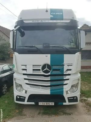 Mercedes-Benz Actros GigaSpace Mega  - imagine 2