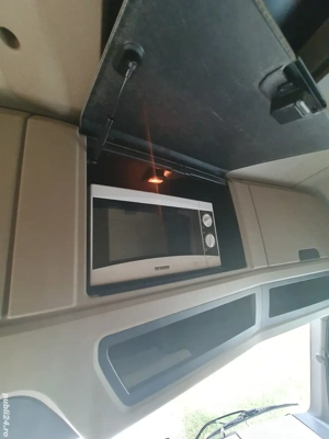 Mercedes-Benz Actros GigaSpace Mega  - imagine 5