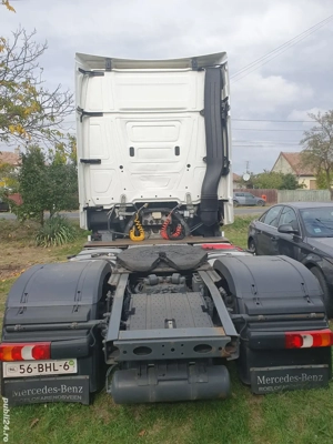 Mercedes-Benz Actros GigaSpace Mega  - imagine 6