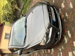 Mitsubishi Lancer gri, stare impecabilă, 2011, 156CP, hatchback